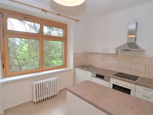Pronájem bytu 3+1, Praha - Vršovice, Novorossijská, 82 m2
