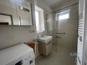 Prodej rodinného domu, Břeclav - Poštorná, Záhumní, 260 m2