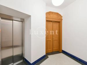 Pronájem bytu 2+kk, Praha - Vršovice, Na spojce, 44 m2