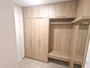 Pronájem bytu 2+kk, Praha - Háje, Výstavní, 65 m2