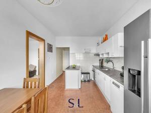 Prodej bytu 3+1, Liberec, Dobiášova, 75 m2