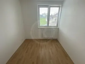 Pronájem bytu 2+kk, Dobrá Voda u Českých Budějovic, U Rybníka, 29 m2