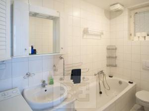 Pronájem bytu 2+1, Praha - Vinohrady, Belgická, 116 m2