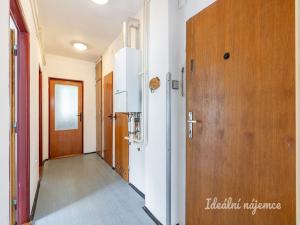 Pronájem bytu 3+1, Praha - Smíchov, Pod Kesnerkou, 70 m2