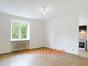 Pronájem bytu 1+kk, Havířov - Město, Hlavní třída, 38 m2
