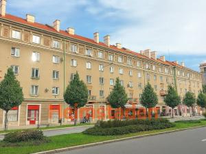 Pronájem bytu 1+kk, Havířov - Město, Hlavní třída, 38 m2