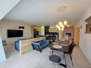Prodej bytu 3+kk, Praha - Smíchov, Kobrova, 142 m2