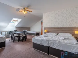 Prodej ubytování, Svoboda nad Úpou, 5. května, 1050 m2