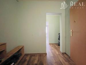 Prodej bytu 3+1, Osek, Hrdlovská, 80 m2