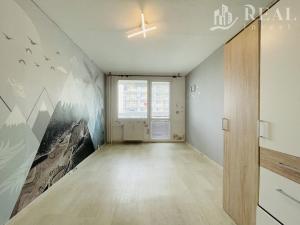 Prodej bytu 3+1, Osek, Hrdlovská, 80 m2