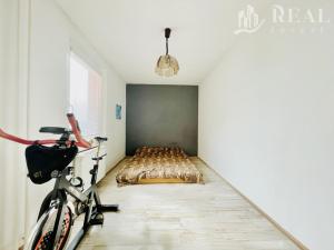 Prodej bytu 3+1, Osek, Hrdlovská, 80 m2