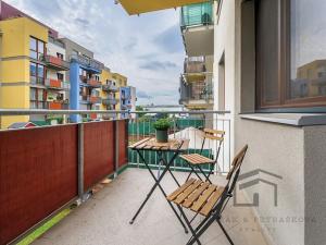 Pronájem bytu 2+kk, Praha - Hostivař, Fojtova, 50 m2