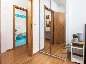 Pronájem bytu 2+kk, Praha - Hostivař, Fojtova, 50 m2