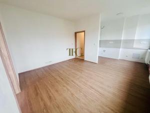 Pronájem bytu 2+kk, Praha, Humpolecká, 44 m2