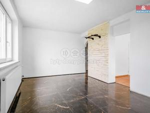Prodej bytu 3+1, Brniště - Luhov, 82 m2