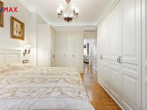 Prodej bytu 2+kk, Karlovy Vary, Sadová, 64 m2