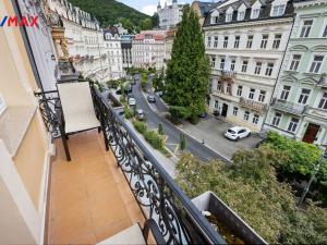 Prodej bytu 2+kk, Karlovy Vary, Sadová, 64 m2