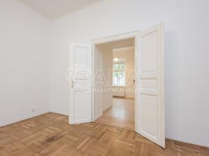 Pronájem bytu 2+1, Praha, Malátova, 92 m2