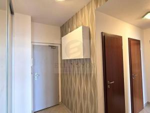 Pronájem bytu 2+kk, Praha - Hrdlořezy, Nad Smetankou, 65 m2