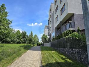 Pronájem bytu 2+kk, Praha - Hrdlořezy, Nad Smetankou, 65 m2