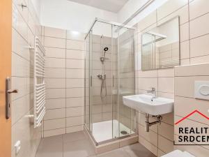 Pronájem bytu 2+kk, Ostrava, Pobialova, 63 m2