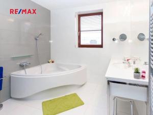 Pronájem bytu 4+kk, Praha - Podolí, Na hřebenech I, 160 m2