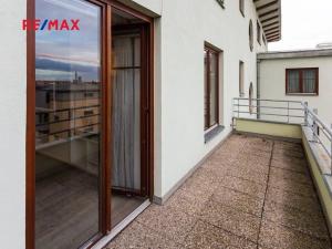 Pronájem bytu 4+kk, Praha - Podolí, Na hřebenech I, 160 m2