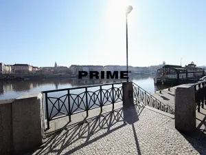 Pronájem bytu 1+kk, Praha - Smíchov, Hořejší nábřeží, 34 m2