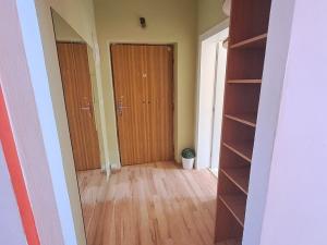 Prodej bytu 2+1, Karlovy Vary, Stará Kysibelská, 67 m2