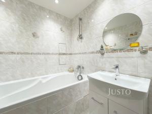 Prodej bytu 2+kk, Praha - Michle, Michelská, 51 m2