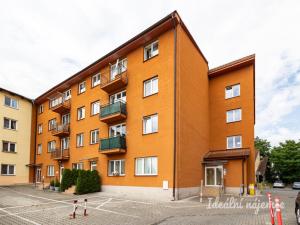 Pronájem bytu 1+kk, Šestajovice, Komenského, 47 m2
