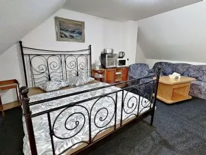Prodej vícegeneračního domu, Hýskov, Prostřední, 239 m2