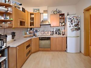 Pronájem bytu 2+kk, Praha, Prorektorská, 54 m2