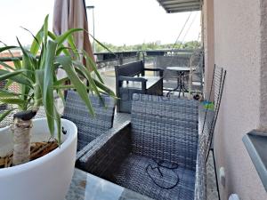 Pronájem bytu 2+kk, Praha, Prorektorská, 54 m2