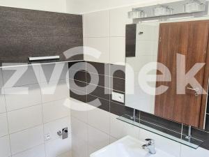 Pronájem bytu 2+1, Zlín - Kostelec, Lešenská, 78 m2