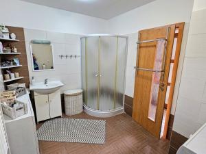 Prodej chaty, Chlumčany - Vlčí, 70 m2