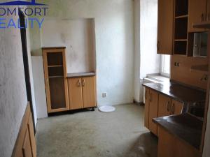 Prodej rodinného domu, Loužnice, 700 m2
