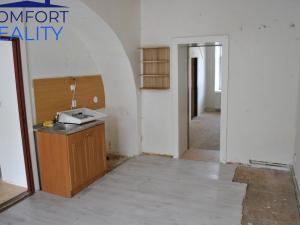 Prodej rodinného domu, Loužnice, 700 m2