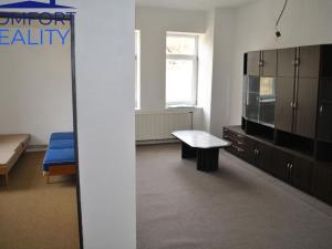 Prodej rodinného domu, Loužnice, 561 m2