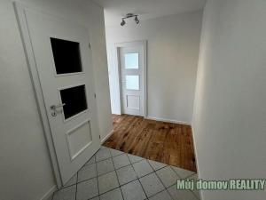 Pronájem bytu 2+kk, Praha - Letňany, Letovská, 44 m2