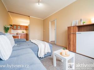 Prodej bytu 2+kk, Neratovice, Kojetická, 40 m2