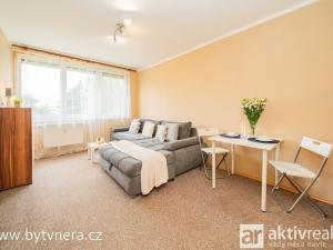 Prodej bytu 2+kk, Neratovice, Kojetická, 40 m2