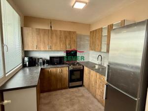 Prodej bytu 3+1, Osek, Hrdlovská, 82 m2