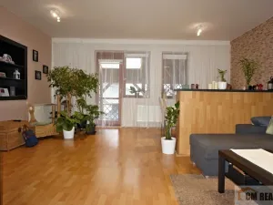 Prodej restaurace, Opatov, 360 m2