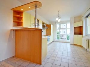 Pronájem bytu 3+1, Praha - Hlubočepy, Voskovcova, 87 m2