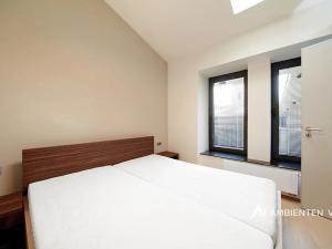 Pronájem bytu 2+kk, Brno, Jakubská, 59 m2