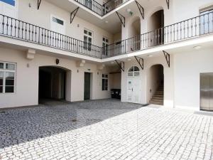 Pronájem bytu 1+kk, Praha - Karlín, Kollárova, 43 m2