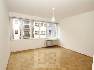 Pronájem bytu 1+kk, Praha - Holešovice, Vinařská, 36 m2
