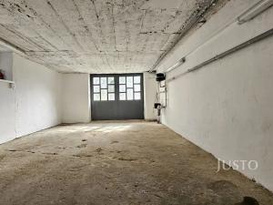 Prodej rodinného domu, Temešvár, 190 m2