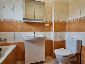 Pronájem bytu 2+kk, Praha - Strašnice, Černokostelecká, 56 m2